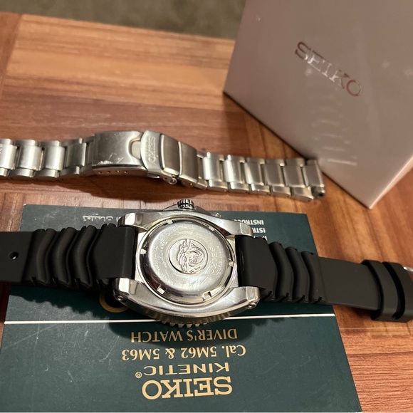 Seiko Kinetic Diver SKA369 Mint New Capacitor - Picture 7 of 8